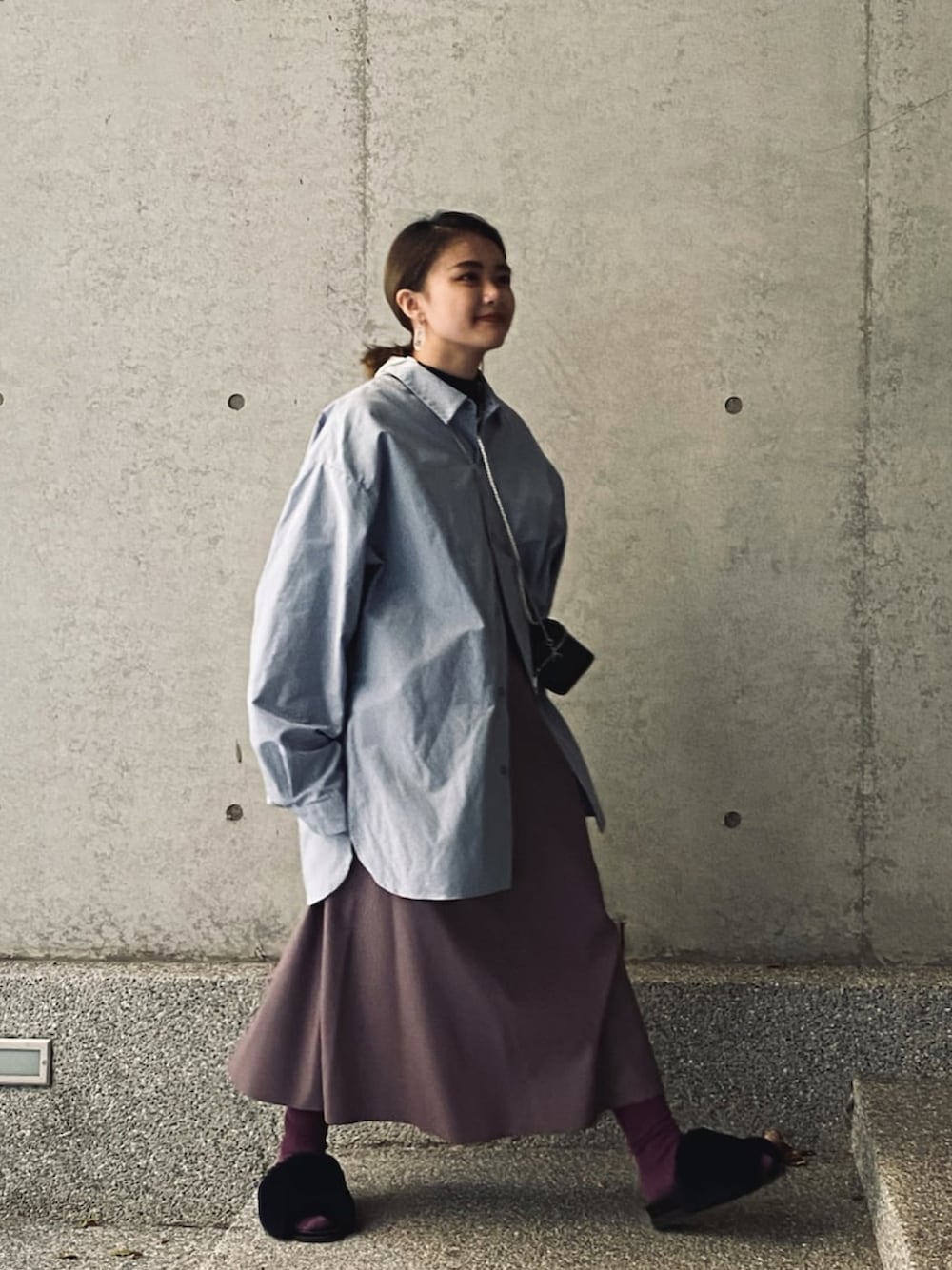 「GU、KBF」｜「GUのアイテム（シャツ/ブラウス、ブルー系）」を使った、menghanさん（レディース・158cm）の冬コーディネートの1枚目の写真