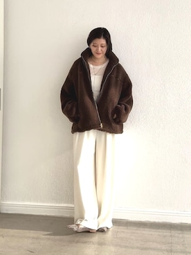 「アイテム（その他アウター、ブラウン系）」を使った、shihoさん（レディース・165cm）の秋コーディネート