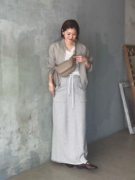 「RIVE DROITE（リヴドロワ）の予約【ワンショルやオフショルにも】ネックコンシャスカットソー（Tシャツ/カットソー、ホワイト系）」を使った、shihoさん（レディース・165cm）の春コーディネート