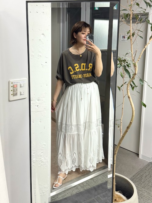RIVE DROITE本部shihoさんのスカートを使ったコーディネート