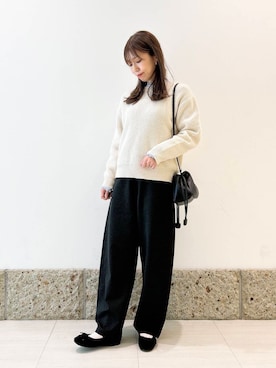 「URBAN RESEARCH DOORS（アーバンリサーチドアーズ）のピンタックフリルスタンドカラーブラウス（シャツ/ブラウス）」を使った、かなみさん（レディース・160cm）の冬コーディネート