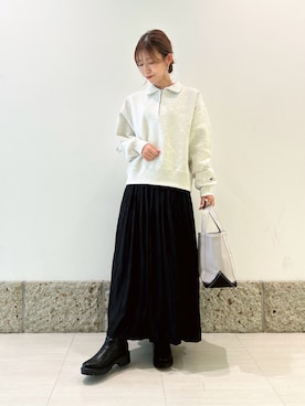 「アイテム（スウェット）」を使った、かなみさん（レディース・160cm）の秋コーディネート