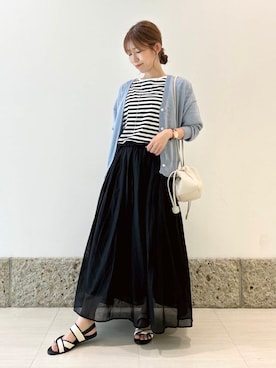 「ナチュラル×イエベ春」｜「アイテム（アクセサリー）」を使った、かなみさん（レディース・160cm）の夏コーディネート