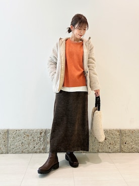 「アイテム（ニット/セーター、オレンジ系）」を使った、かなみさん（レディース・160cm）の冬コーディネート
