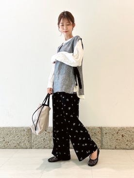 「RODE SKO（ロデスコ）のアイテム」を使った、かなみさん（レディース・160cm）の春コーディネート