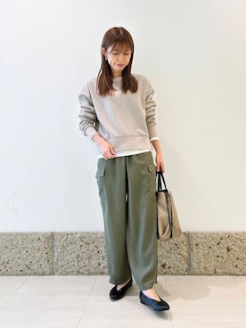 「ナチュラル×イエベ春」｜「アイテム（スウェット）」を使った、かなみさん（レディース・160cm）の冬コーディネート