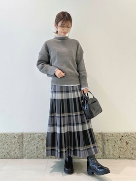 「URBAN RESEARCH DOORS（アーバンリサーチドアーズ）のピンタックフリルスタンドカラーブラウス（シャツ/ブラウス）」を使った、かなみさん（レディース・160cm）の秋コーディネート