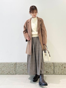 「アイテム（その他アウター、ブラウン系）」を使った、かなみさん（レディース・160cm）の秋コーディネート
