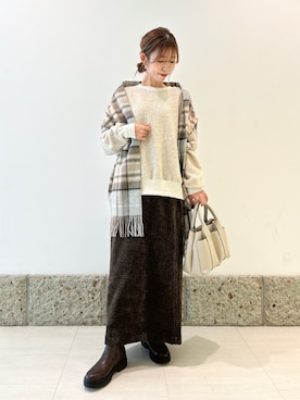 「アイテム（その他トップス）」を使った、かなみさん（レディース・160cm）の秋コーディネート