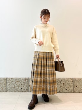 「RODE SKO（ロデスコ）のアイテム」を使った、かなみさん（レディース・160cm）の秋コーディネート