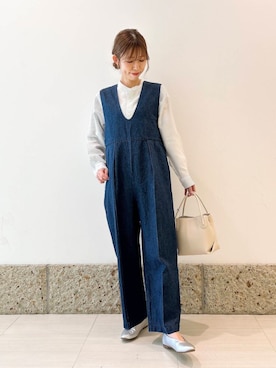 「ナチュラル×イエベ春」｜「アイテム（サロペット/オーバーオール）」を使った、かなみさん（レディース・160cm）の冬コーディネート