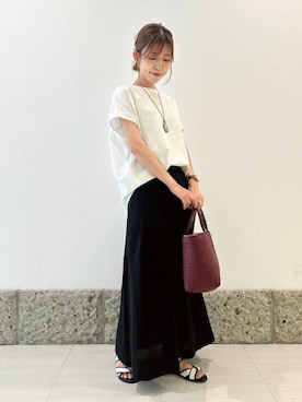 「ナチュラル×イエベ春」｜「アイテム（アクセサリー）」を使った、かなみさん（レディース・160cm）の夏コーディネート
