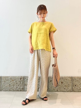 「ナチュラル×イエベ春」｜「アイテム（アクセサリー）」を使った、かなみさん（レディース・160cm）の夏コーディネート
