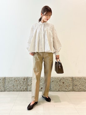 「アイテム（パンプス）」を使った、かなみさん（レディース・160cm）の秋コーディネート