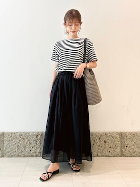 「イエベ春」｜「アイテム（グレー系）」を使った、かなみさん（レディース・160cm）の夏コーディネート