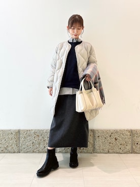 「アイテム（ストール/ショール）」を使った、かなみさん（レディース・160cm）の冬コーディネート