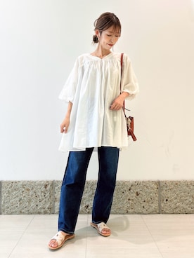 「アイテム（チュニック）」を使った、かなみさん（レディース・160cm）の夏コーディネート