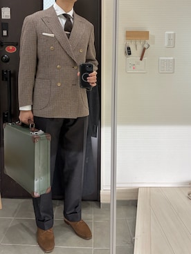 「アイテム（シャツ/ブラウス）」を使った、Chrisさん（メンズ・180cm・30代）の冬コーディネート