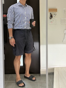 「BIRKENSTOCK（ビルケンシュトック）のアイテム（サンダル、ブラック系）」を使った、Chrisさん（メンズ・180cm）の夏コーディネート