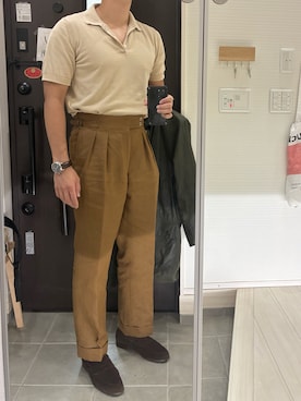 「アイテム（ポロシャツ、ブラウン系）」を使った、Chrisさん（メンズ・180cm）の秋コーディネート