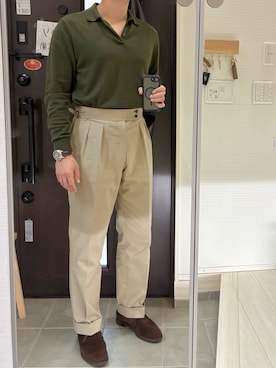 「月城ニットのアイテム（ポロシャツ、ブラウン系）」を使った、Chrisさん（メンズ・180cm）の秋コーディネート