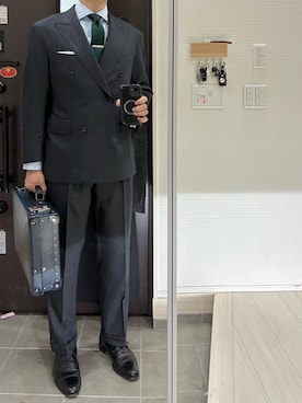 「アイテム（ネクタイピン）」を使った、Chrisさん（メンズ・180cm）の冬コーディネート