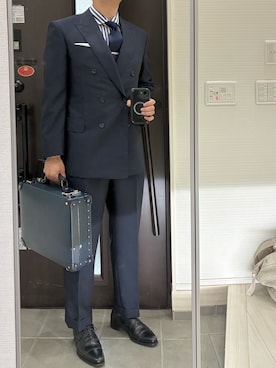 「アイテム（ネクタイピン）」を使った、Chrisさん（メンズ・180cm）の秋コーディネート