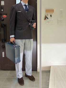 「アイテム（ネクタイピン）」を使った、Chrisさん（メンズ・180cm）の秋コーディネート