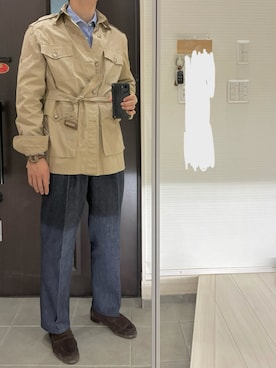 「オーダーメイドデニムスラックスのアイテム（デニムパンツ、ブルー系）」を使った、Chrisさん（メンズ・180cm）の春コーディネート
