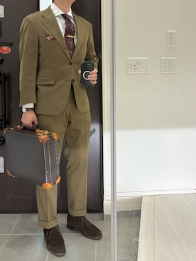 「アイテム（スーツセット）」を使った、Chrisさん（メンズ・180cm）の秋コーディネート