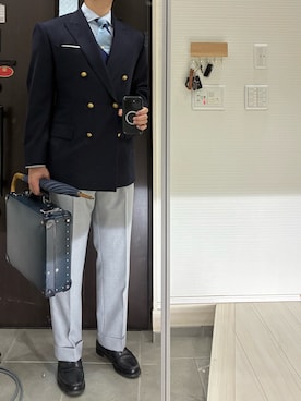 「アイテム（ビジネスシャツ）」を使った、Chrisさん（メンズ・180cm）の秋コーディネート