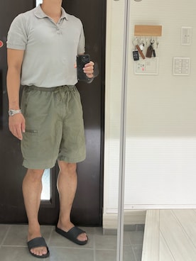 「BIRKENSTOCK（ビルケンシュトック）のアイテム（サンダル、ブラック系）」を使った、Chrisさん（メンズ・180cm）の夏コーディネート