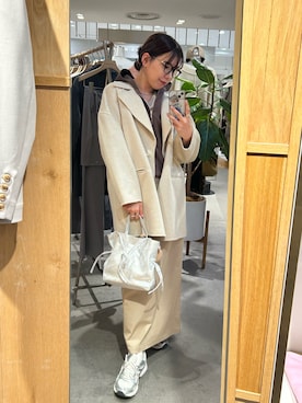 「アイテム（トートバッグ、シルバー系）」を使った、IGARASHI_166cmさん（レディース・166cm）の秋コーディネート