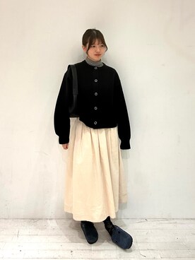 「URBAN RESEARCH DOORS（アーバンリサーチドアーズ）の『仁村紗和さん着用』『UR TECH 200日ニット』リングドットCD（ニット/セーター、ブラック系）」を使った、Rinkaさん（レディース・160cm）の秋コーディネート