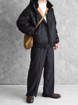 「GUコーデ」｜「アイテム（MA-1）」を使った、つね。さん（メンズ・174cm）の冬コーディネート