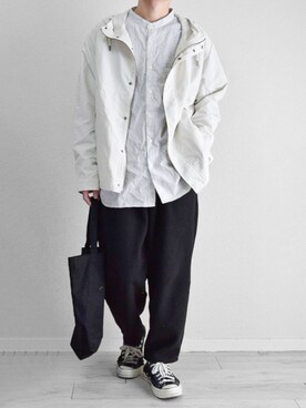 「URBAN RESEARCH Sonny Label（アーバンリサーチサニーレーベル）のアイテム（マウンテンパーカー）」を使った、つね。さん（メンズ・174cm）の春コーディネート