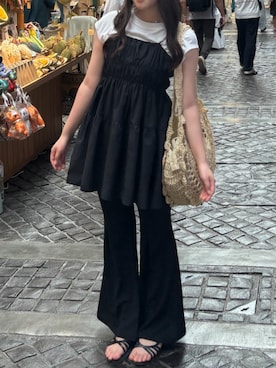 「アイテム（キャミソール）」を使った、胡桃さん（レディース・163cm）の秋コーディネート