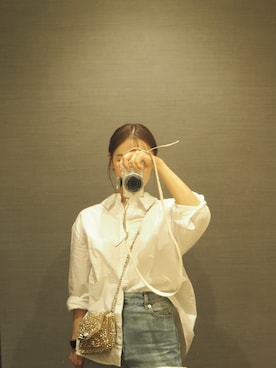 「アイテム（ショルダーバッグ、ゴールド系）」を使った、38さん（レディース・156cm）の秋コーディネート