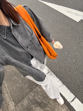 「アイテム（トートバッグ、オレンジ系）」を使った、38さん（レディース・156cm）の秋コーディネート