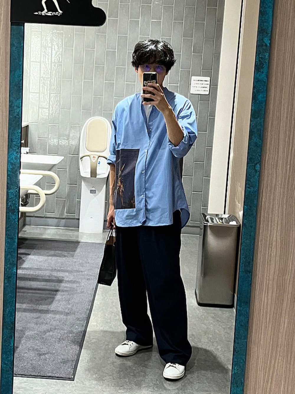 「休日コーデ、シンプル、シンプルコーデ、スラックス、シャツスタイル、シャツ」｜「FEKETEのFEKETE MINI WRPPING SLACKS PANTS（スラックス、ブラック系）」を使った、しんさん（メンズ・178cm）の夏コーディネートの1枚目の写真