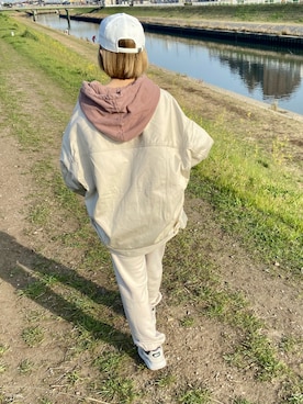「アイテム（スウェットパンツ）」を使った、みみみさん（レディース・149cm）の春コーディネート