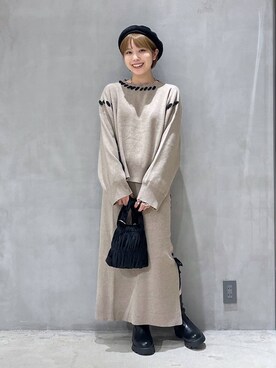 「着痩せ」｜「アイテム（ハンチング/ベレー帽）」を使った、かのさん（レディース・160cm）の秋コーディネート