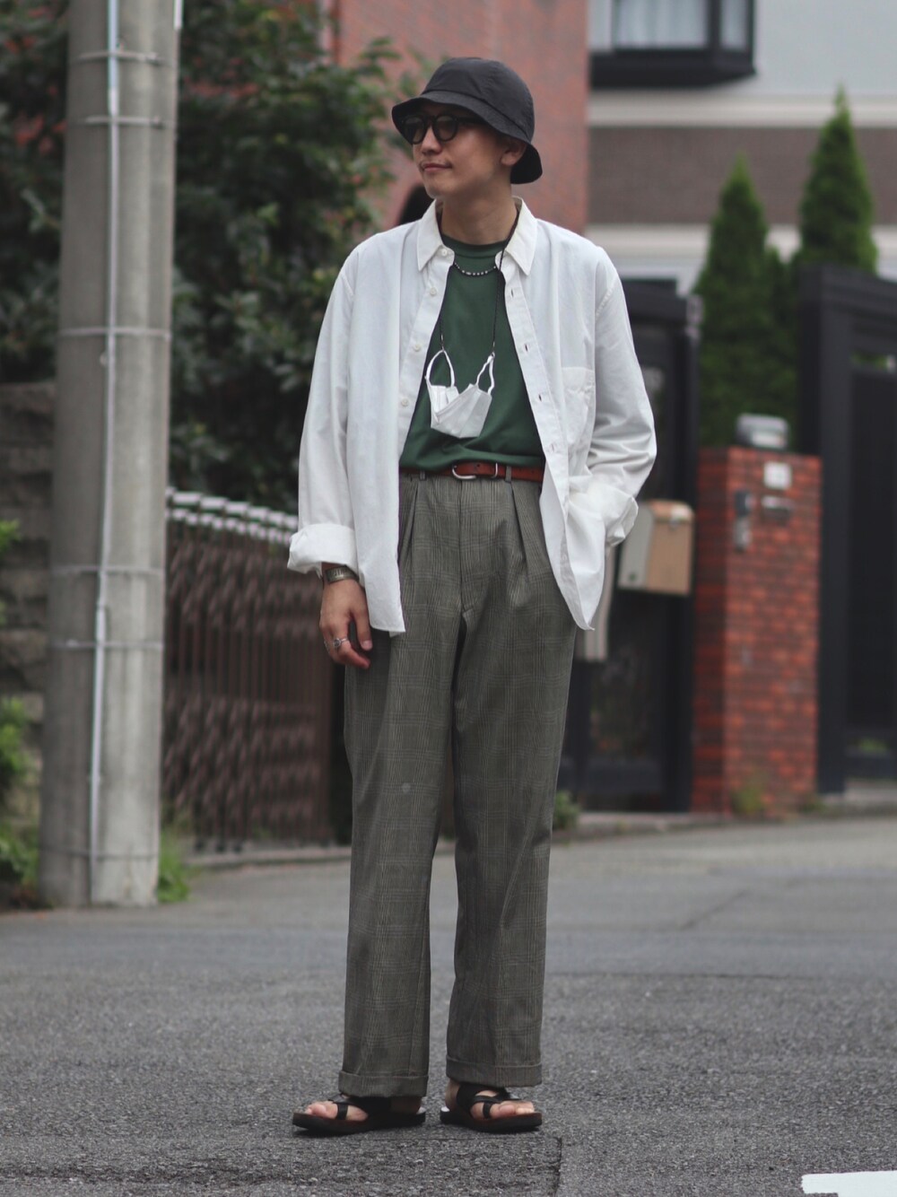 「おしゃれさんと繋がりたい、シンプルコーデ、カジュアルコーデ、シャツスタイル、きれいめカジュアル、古着好きな人と繋がりたい、古着MIX、大人カジュアル、オトナカジュアル、いいね、save、フォローお願いします🤑」｜「POLO RALPH LAURENのアイテム（パンツ、グレー系）」を使った、イツキナカヤマさん（メンズ・172cm）の秋コーディネートの1枚目の写真