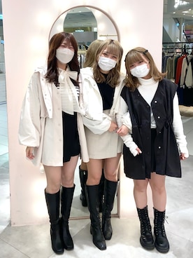 「ミニスカート」｜「アイテム（マウンテンパーカー）」を使った、okamu🍦骨格ストレートさん（レディース・159cm）の冬コーディネート