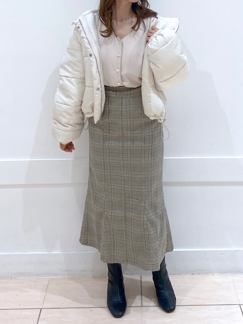 okamu🍦骨格ストレートさんのコーディネート