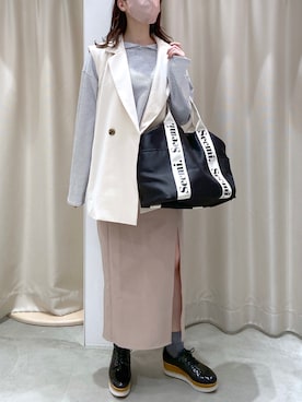 「スリット」｜「アイテム（その他シューズ）」を使った、okamu🍦骨格ストレートさん（レディース・159cm）の春コーディネート
