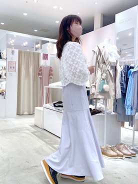 「スリット」｜「アイテム（その他シューズ）」を使った、okamu🍦骨格ストレートさん（レディース・159cm）の春コーディネート