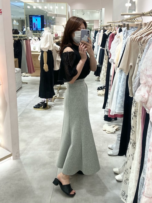 okamu🍦骨格ストレートさんのコーディネート