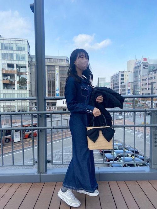 okamu🍦骨格ストレートさんのコーディネート