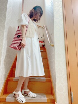 サンダル ホワイト系 を使った 白ワンピース の人気ファッションコーディネート Wear